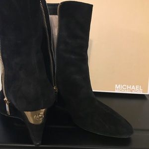 Michael Kors Alaysia wedge black suede boots